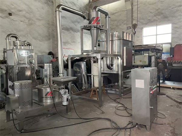 Green Leaves Grinder Machine